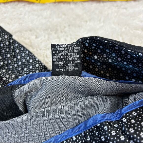 Maurices black pinstripe mini skirt, size 7 or 8 - Picture 7 of 7